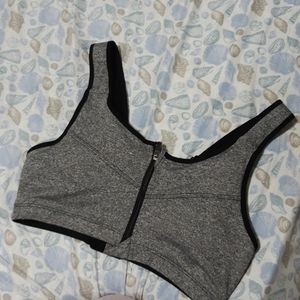 Sports bra